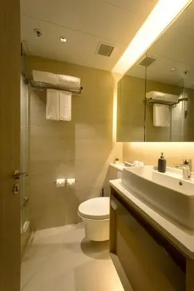 Oda (Harbour View 2 Bedrooms (south tower))