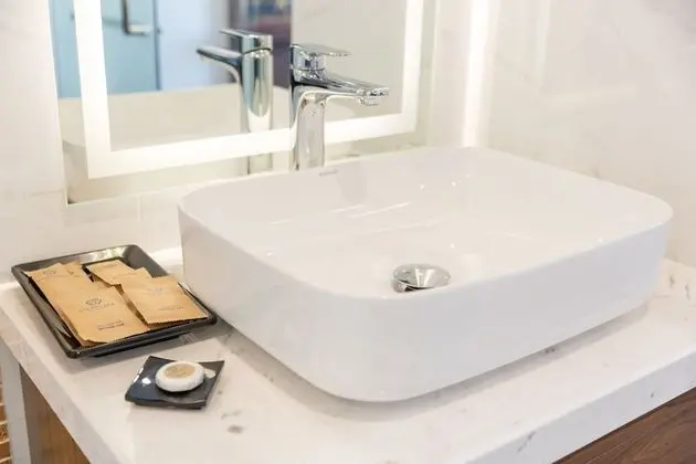 Deluxe İki Ayrı Yataklı Oda, Kısmi Deniz Manzaralı