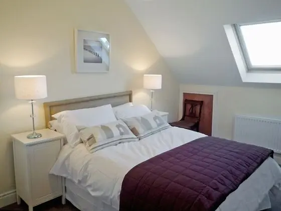 Ev, 4 Yatak Odası, 2 Banyolu, Denize Bakan