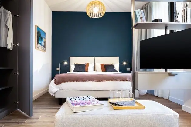 Urban Apartment