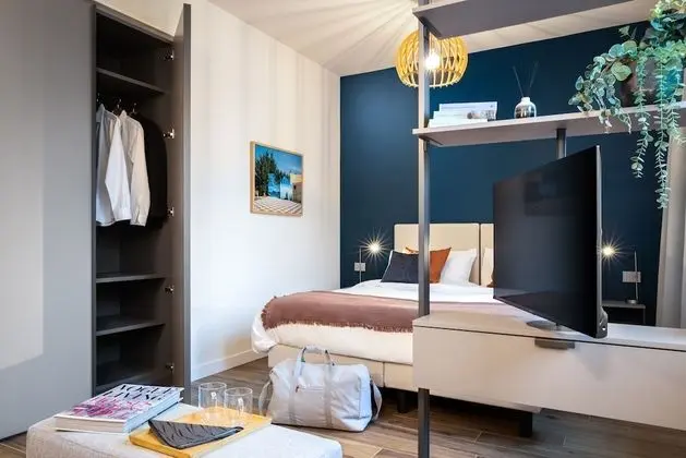 Urban Apartment