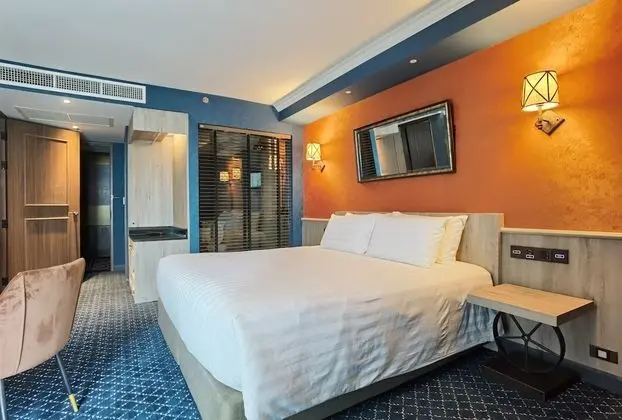 First Class Coach - Double Bed