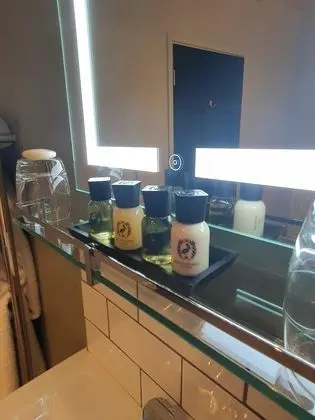 Deluxe Tek Büyük Yataklı Oda, Banyolu/Duşlu (Super King or Twin Deluxe)