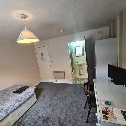 Basic Tek Kişilik Oda