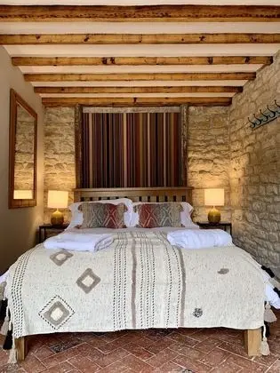 Stüdyo, Banyolu/Duşlu (Stable)