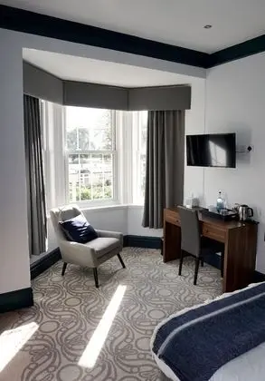 Standard Tek Büyük Yataklı Oda