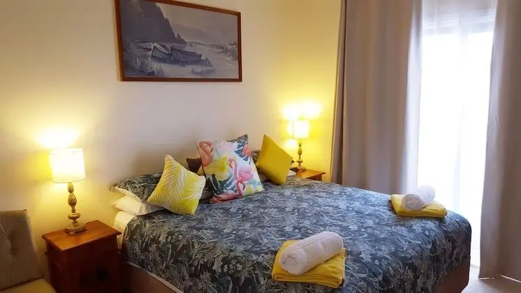 Family Apart Daire, 2 Yatak Odası, Kısmi Deniz Manzarası, Denize Sıfır (Apartment 3)