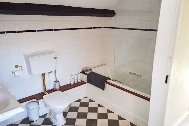 Deluxe Süit, Banyolu/Duşlu, Bahçe Manzaralı (Room 1 (Attic Room))