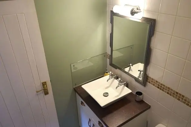 Standard Tek Büyük Yataklı Oda, Banyolu/Duşlu, Avlu Manzaralı (Room 3 Double)