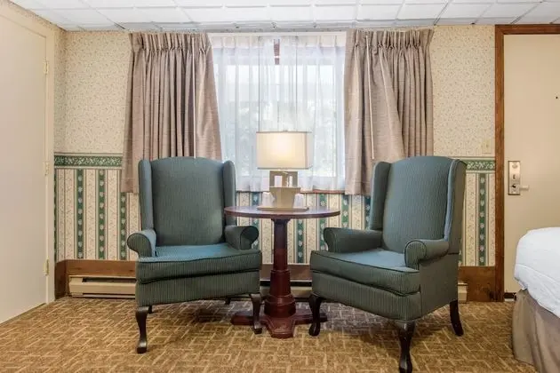 Oda, 1 Büyük (Queen) Boy Yatak, Sıcak Su Küveti