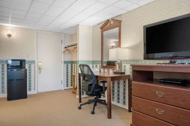 Oda, 2 Çift Kişilik Yatak, Sigara İçilmez