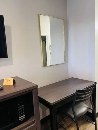 Tek Kişilik Oda, 1 En Büyük (King) Boy Yatak, Sigara İçilebilir