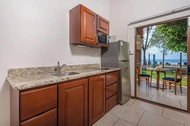 Beach Suites
