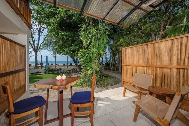 Beach Suites