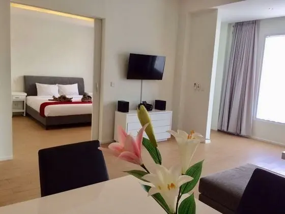 Deluxe Apart Daire, Havuz Manzaralı