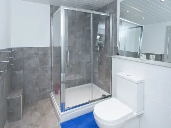 Luxury Apart Daire, Özel Banyo (2 Bed Sleeps 6)