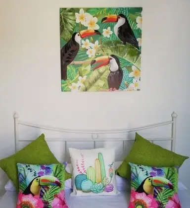 Tek Büyük Yataklı Oda (Tropical)