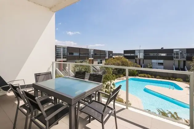 Standard Apart Daire, 2 Yatak Odası, Sigara İçilmez, Ortak Banyo (Poolside)