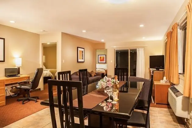 Premium Süit, Birden Çok Yatak, 2 Banyolu (Coast Penthouse Suite)