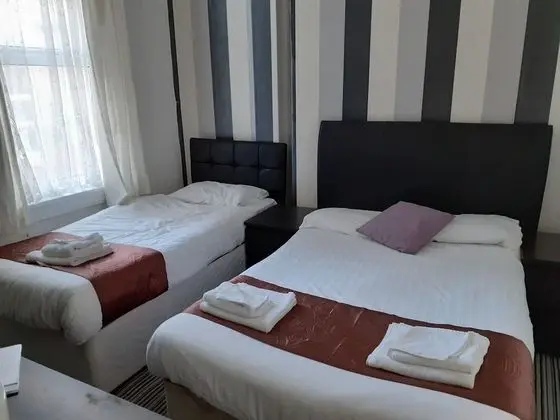 Standard Üç Kişilik Oda, Şehir Manzaralı