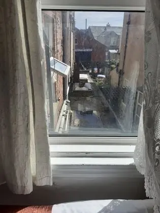 Standard Üç Kişilik Oda, Şehir Manzaralı