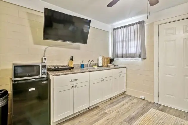 Stüdyo Süit, 1 Çift Kişilik Yatak ve Çekyat, Veranda, Okyanus Manzaralı (Cottage 4)