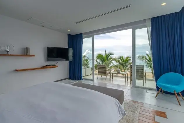 Private Pool Villa - Beach Front