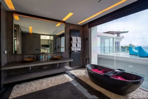 Private Pool Villa - Beach Front