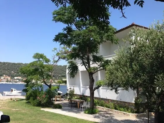 Apart Daire (Coastal home - 10 m from the sea - A2)