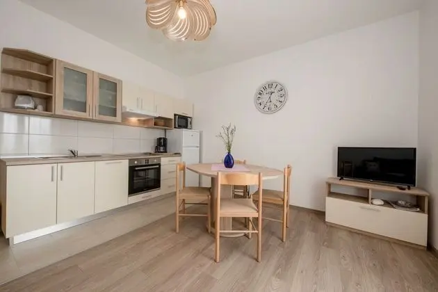 Apart Daire (Coastal home - 10 m from the sea - A4)