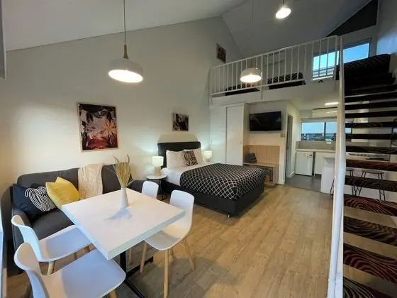 Family Çatı Katı (Loft)