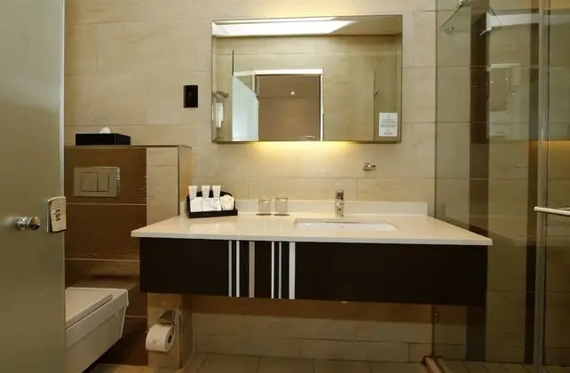 Deluxe Room Balcony lower Floor (1-3) with Shower.