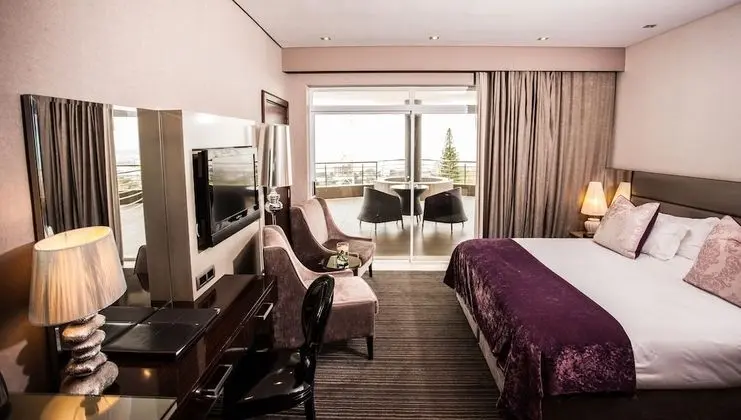 Deluxe Room Balcony upper floors (4-5) with Bath