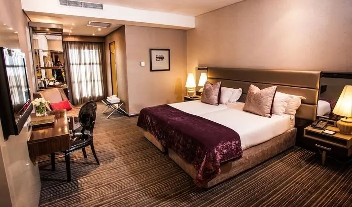 Standard Room (Back) Upper Floors 4-5 with Shower