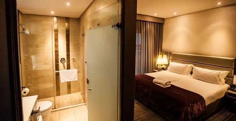 Standard Room (Back) Upper Floors 4-5 with Shower