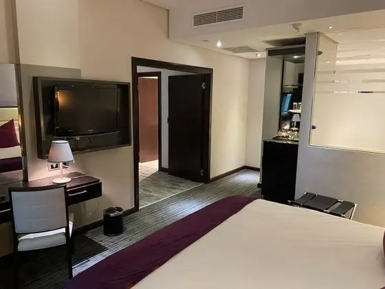 Executive Süit, 1 En Büyük (King) Boy Yatak, Banyolu/Duşlu, Kısmi Deniz Manzarası