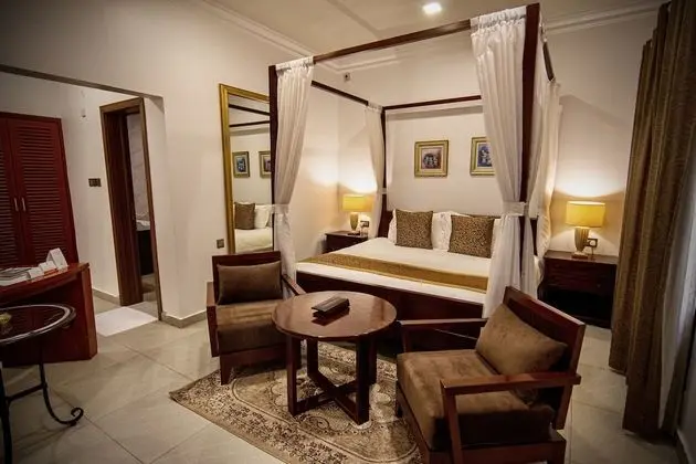 Luxury Deluxe King Room