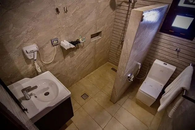 Luxury Deluxe King Room