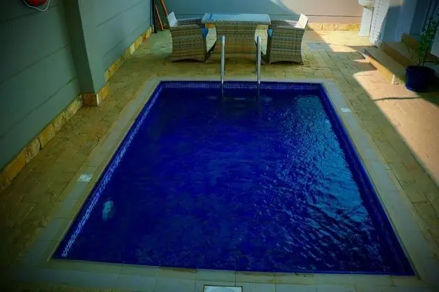 Suite with Private Pool