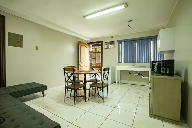 Comfort Stüdyo, 1 Büyük (Queen) Boy Yatak ve Çekyat, Küçük Mutfak, Bahçe Manzaralı