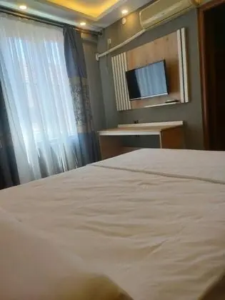 Standart Oda, Şehir Manzaralı