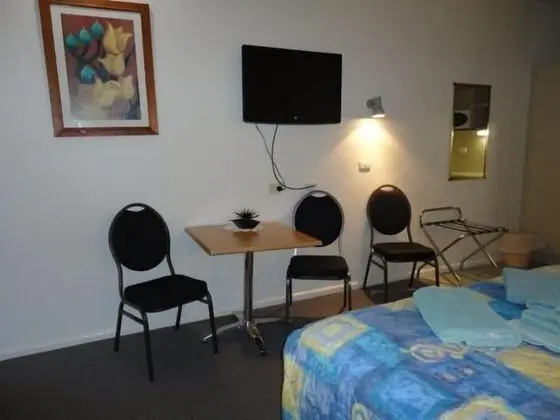 Standard Tek Büyük veya İki Ayrı Yataklı Oda, Sigara İçilmez (Queen Standard Room)