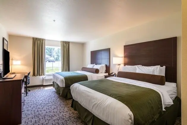 Oda, 2 Büyük (Queen) Boy Yatak, Sigara İçilmez