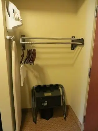 Standard Oda, 2 Büyük (Queen) Boy Yatak, Sigara İçilmez