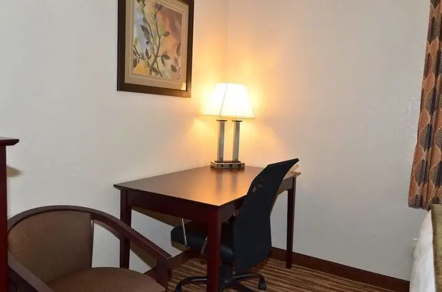 Oda, 2 Büyük (Queen) Boy Yatak, Sigara İçilmez