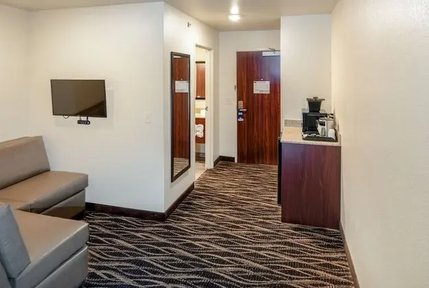 Stüdyo, Birden Çok Yatak, Sigara İçilmez