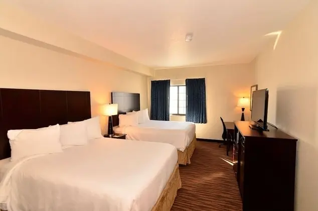 Oda, 2 Büyük (Queen) Boy Yatak, Sigara İçilmez