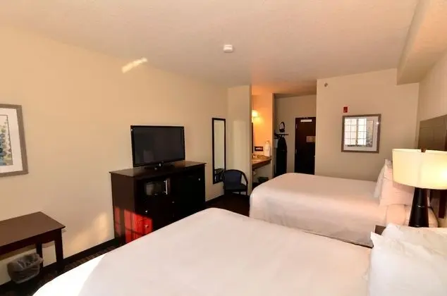 Oda, 2 Büyük (Queen) Boy Yatak, Sigara İçilmez