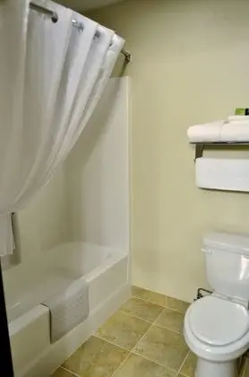 Oda, 2 Büyük (Queen) Boy Yatak, Sigara İçilmez