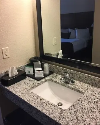 Executive Süit, Birden Çok Yatak, Sigara İçilmez